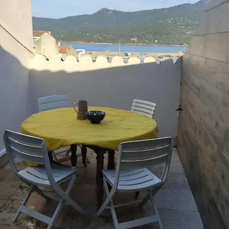 Centre Apartment *