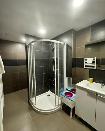 Apartment Centre